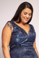 Plus Size Abendkleid mit Perlen Ärmeln 17532007