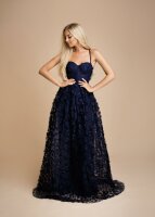 Abendkleid mit aufgesetzten dekorativen Blümchen HM2321