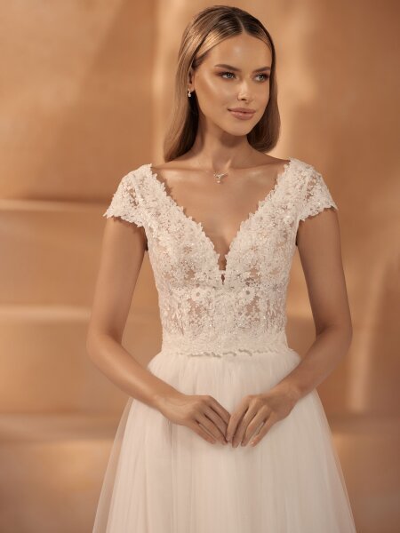 Brauttop Spitze E-434 Bianco Evento