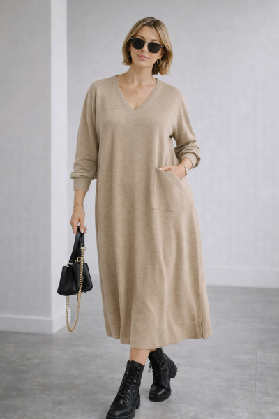 Strickkleid mit Tasche